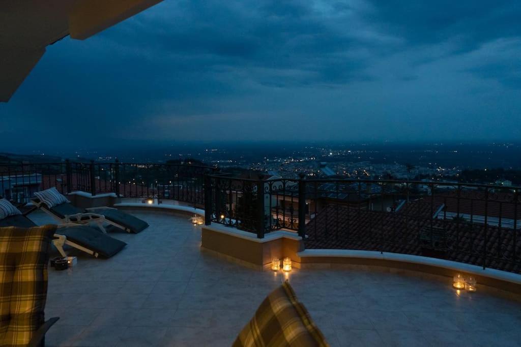 Amazing View With Huge Balcony Apartment Veria  Luaran gambar